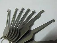 Lock Locksmith Tech Des Moines, IA 515-318-7307 - change-locks-service